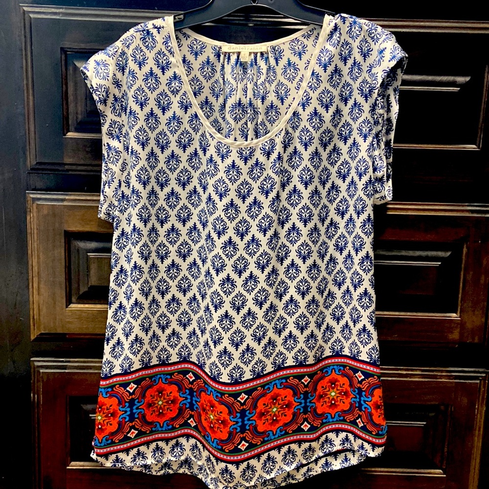 LIKE NEW, Daniel Rainn, Satin Blouse